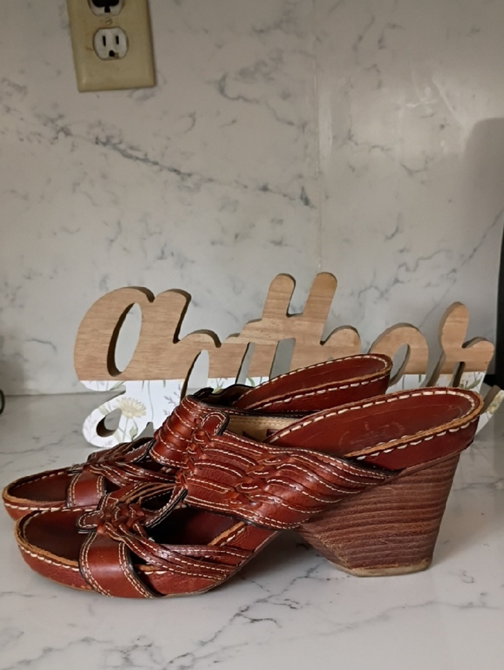 FRYE Women’s Brown Leather Strappy Heeled Sandals
